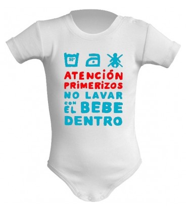 Atencion primerizos no lavar con el bebe dentro body bebe